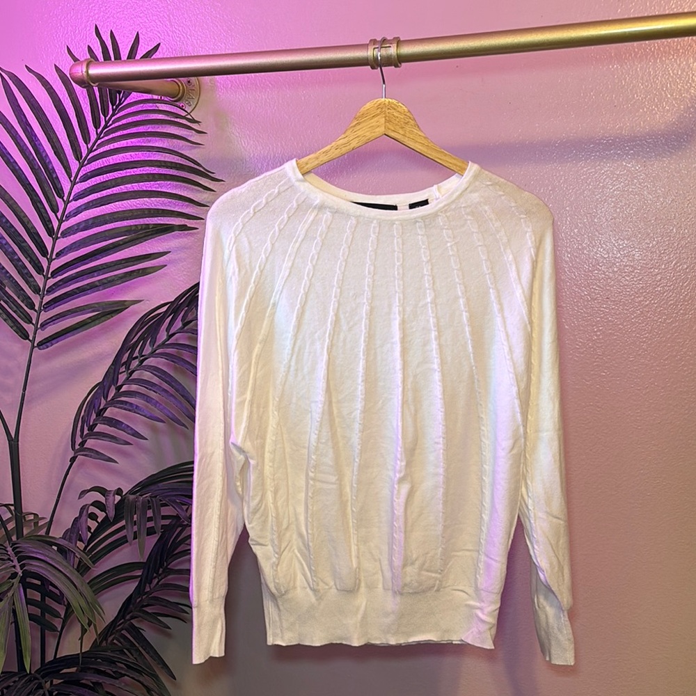 Tahari - White Cable Knit Sweater